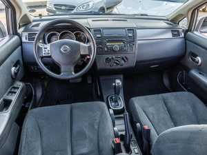 Хетчбэк Nissan Tiida 2009 года, 979000 рублей, Саратов