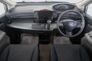 Минивэн Honda Freed 2010 года, 1039000 рублей, Кемерово