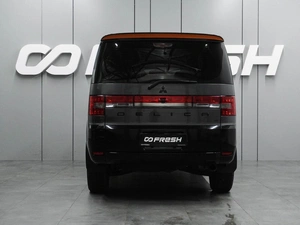 Минивэн Mitsubishi Delica D5 2018 года, 3270000 рублей, Воронеж