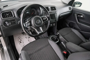 Седан Volkswagen Polo 2018 года, 1229000 рублей, Красноярск
