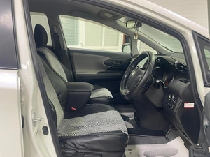 Минивэн Toyota Wish 2010 года, 1349000 рублей, Ачинск