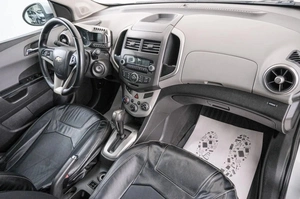 Седан Chevrolet Aveo 2012 года, 659000 рублей, Красноярск