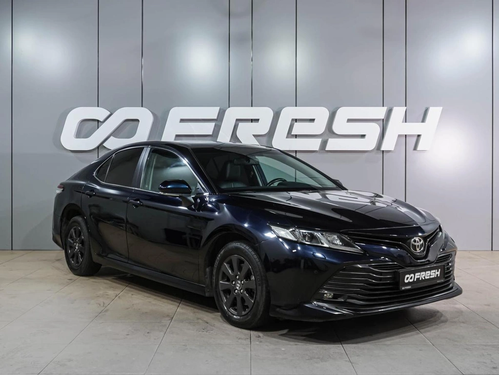 Седан Toyota Camry 2018 года, 2700000 рублей, Воронеж