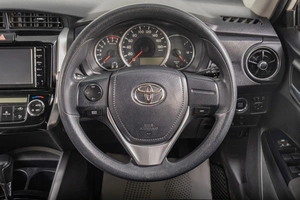 Универсал Toyota Corolla Fielder 2015 года, 1099000 рублей, Томск