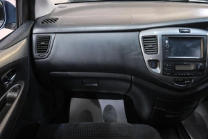Минивэн Mazda MPV 2004 года, 559000 рублей, Омск