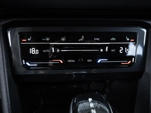 Внедорожник Volkswagen Tiguan 2021 года, 2690000 рублей, Ставрополь