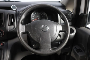 Минивэн Nissan NV200 2016 года, 1619000 рублей, Новосибирск