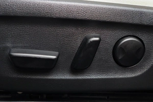 Хетчбэк Mazda MX-30 2020 года, 2349000 рублей, Тюмень