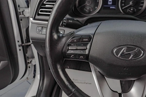 Седан Hyundai Avante 2019 года, 1619000 рублей, Челябинск