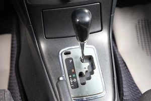 Седан Toyota Avensis 2006 года, 849000 рублей, Новосибирск