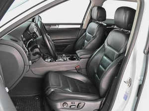 Внедорожник Volkswagen Touareg 2013 года, 2075000 рублей, Аксай