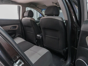 Седан Chevrolet Cruze 2014 года, 749000 рублей, Сургут