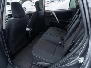 Внедорожник Toyota RAV4 2015 года, 2099000 рублей, Саратов