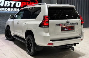 Внедорожник Toyota Land Cruiser Prado 2018 года, 4500000 рублей, Красноярск