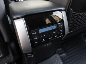 Внедорожник Toyota Land Cruiser Prado 2017 года, 4799000 рублей, Саратов