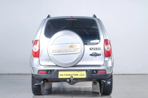 Внедорожник Chevrolet Niva 2012 года, 469000 рублей, Челябинск