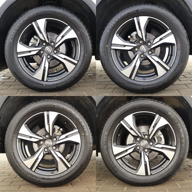 Фото