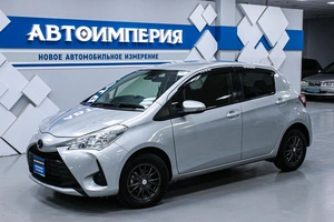 Хетчбэк Toyota Vitz 2017 года, 958000 рублей, Солонцы