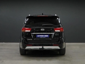 Минивэн Kia Carnival 2017 года, 2198888 рублей, Москва