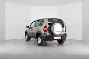 Внедорожник Chevrolet Niva 2017 года, 760000 рублей, Брянск