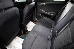 Седан Hyundai Solaris 2016 года, 939000 рублей, Сургут