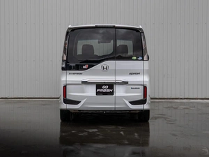 Минивэн Honda Stepwgn Spada 2018 года, 2570000 рублей, Краснодар