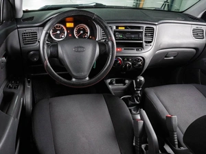 Хетчбэк Kia Rio 2006 года, 509000 рублей, Воронеж
