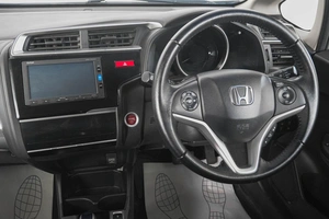 Хетчбэк Honda Fit 2016 года, 1209000 рублей, Кемерово