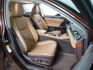 Седан Lexus ES 2017 года, 3299000 рублей, Воронеж