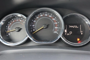 Седан Renault Logan 2022 года, 1320000 рублей, Мирное