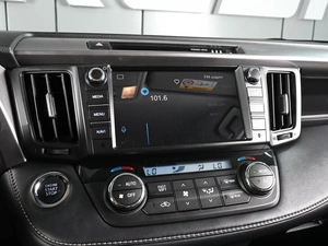 Внедорожник Toyota RAV4 2018 года, 2949000 рублей, Ростов-на-Дону