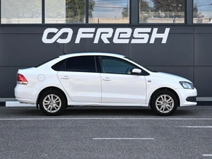 Седан Volkswagen Polo 2012 года, 799000 рублей, Кирилловка