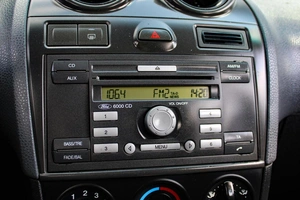Хетчбэк Ford Fiesta 2006 года, 250000 рублей, Ярославль