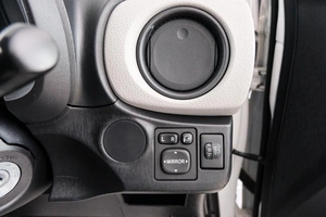 Хетчбэк Toyota Vitz 2011 года, 889000 рублей, Красноярск