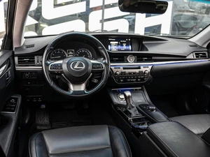 Седан Lexus ES 2016 года, 2319000 рублей, Краснодар