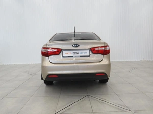 Седан Kia Rio 2012 года, 650000 рублей, Калуга