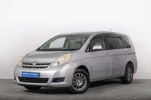 Минивэн Toyota Isis 2009 года, 1229000 рублей, Томск