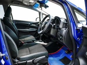 Хетчбэк Honda Fit 2017 года, 1050000 рублей, Красноярск