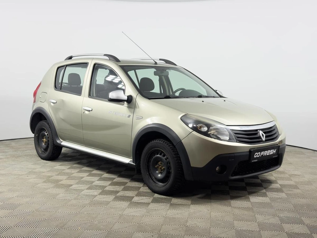 Хетчбэк Renault Sandero Stepway 2012 года, 635000 рублей, Казань