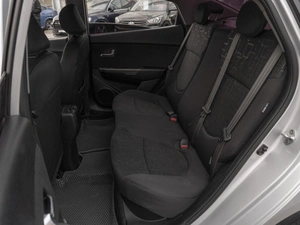 Седан Kia Rio 2016 года, 1099000 рублей, Саратов