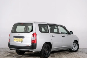 Универсал Toyota Probox 2020 года, 1679000 рублей, Красноярск