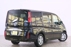 Минивэн Honda Stepwgn 2019 года, 2299000 рублей, Омск