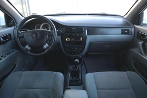 Седан Daewoo Gentra 2013 года, 600000 рублей, Мирное