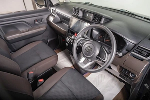 Минивэн Toyota Roomy 2021 года, 1199000 рублей, Томск