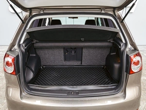 Хетчбэк Volkswagen Golf Plus 2012 года, 880000 рублей, Краснодар