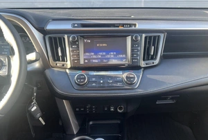 Внедорожник Toyota RAV4 2016 года, 2400000 рублей, Солонцы