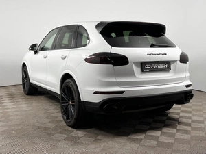 Внедорожник Porsche Cayenne 2017 года, 4212000 рублей, Казань