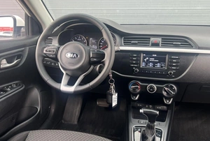Хетчбэк Kia Rio X-Line 2018 года, 1290000 рублей, Солонцы
