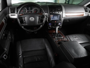 Внедорожник Volkswagen Touareg 2008 года, 1285000 рублей, Воронеж