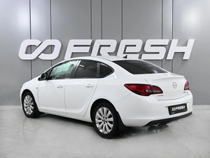 Седан Opel Astra 2014 года, 839000 рублей, Ростов-на-Дону
